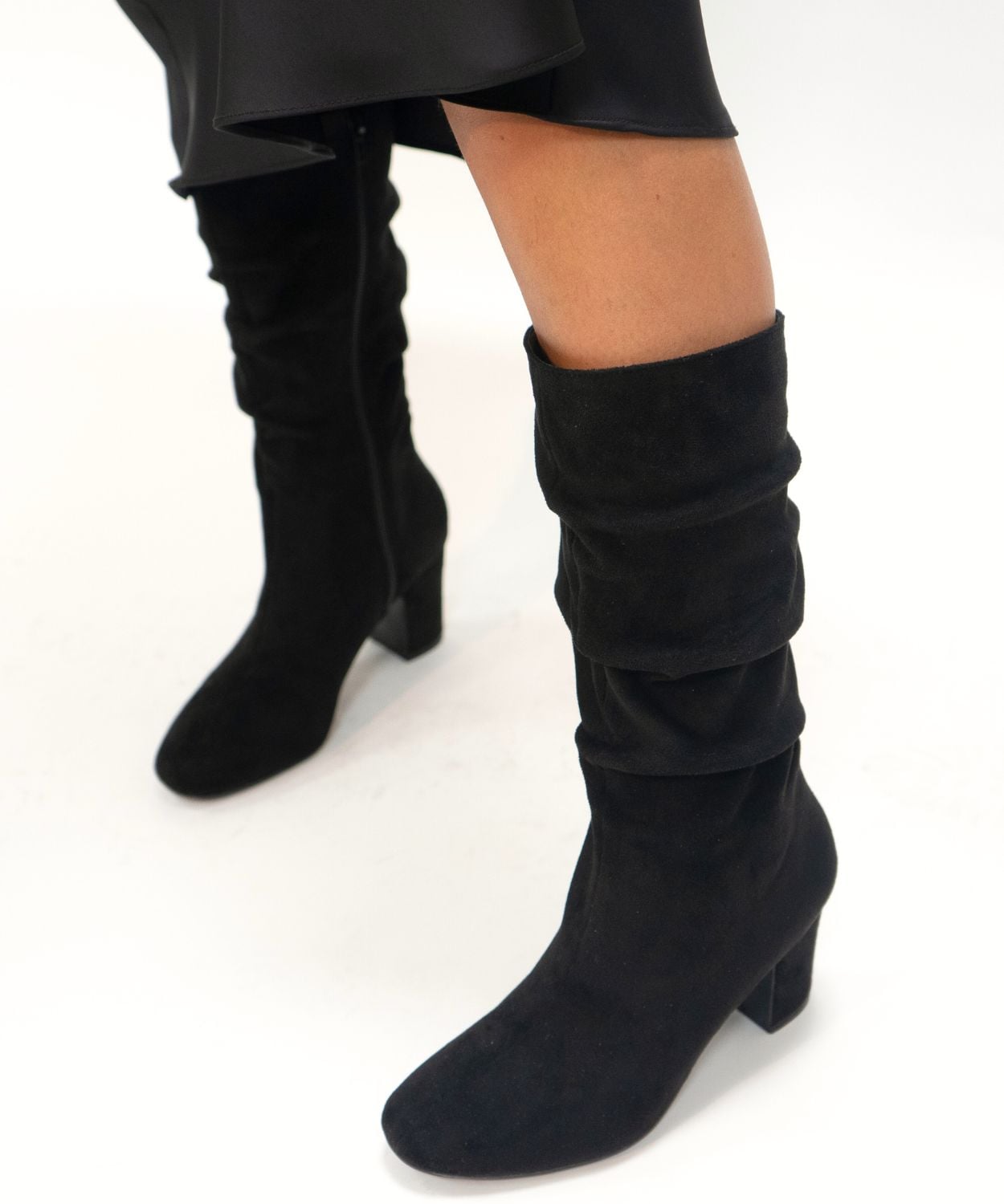 Bota tac&oacute;n fruncida image number null